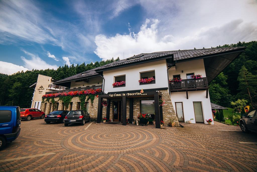 La Conac In Bucovina Otel Gura Humorului Dış mekan fotoğraf
