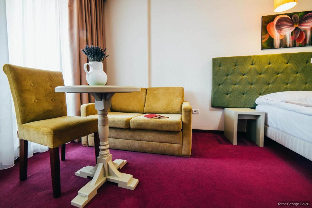 La Conac In Bucovina Otel Gura Humorului Dış mekan fotoğraf