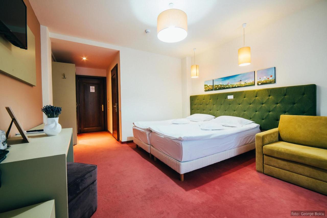 La Conac In Bucovina Otel Gura Humorului Dış mekan fotoğraf